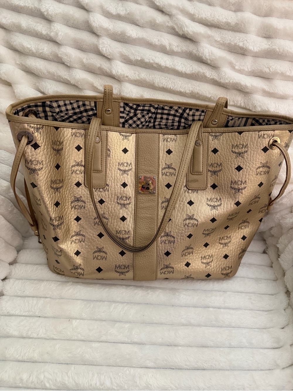 MCM Liz Reversible Medium Metallic Gold Shopper Tote